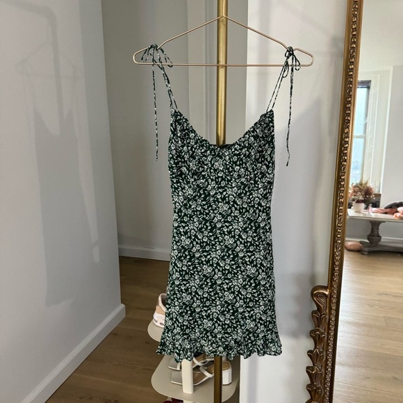 reformation esther dress - Picture 4 of 6